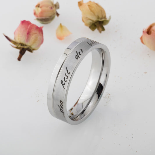 Kolita Ring mit Handschriftgravur