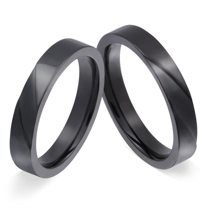 Darkly Ring mit Lasergravur