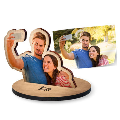 Fotoaufsteller aus Holz mit eigenem Foto | Farbdruck in Fotoqualität | Sockel mit Namensgravur | Personalisiertes Geschenk zu Hochzeit, Jahrestag & Valentinstag